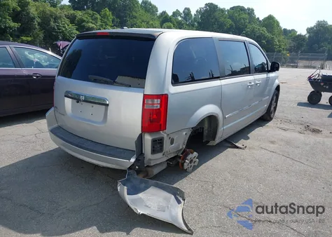 2008 Dodge Grand Caravan z USA, uszkodzony, nr VIN 2D8HN54P08R802222